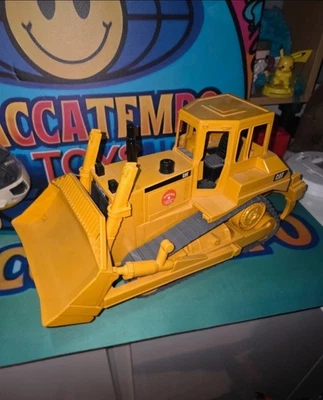 Bulldozer CAT Bruder 1:16 – ruspa da cantiere - Immagine 1 di 4