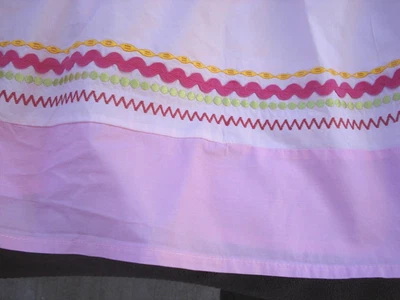 Amy Coe Infant Girl Nursery Crib Skirt Dust Ruffle Pink EUC - Image 1 of 4