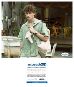 Sam Nivola 'The White Lotus' signiertes 8x10 Foto 'Lochlan Ratliff' ACOA - Bild 1 von 1