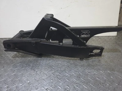 2000-2003 SUZUKI GSXR 750 OEM SWINGARM ASSEMBLY - Image 1 of 4