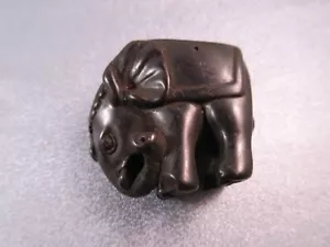 Oriental Hand Carved Mini Wooden Elephant Statue - Picture 1 of 2