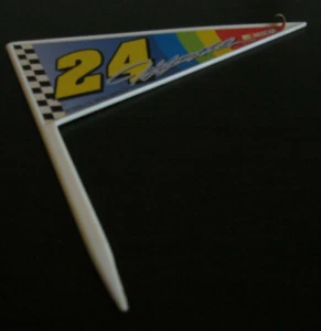 NASCAR - JEFF GORDON #24 - 1998 - CAKE TOPPER - NEEDS GLUE - Picture 1 of 2
