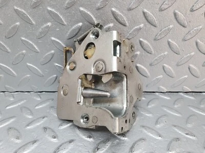 ⚙41071⚙ Mecanismo de bloqueo de puerta delantera derecha Mercedes-Benz W126 300SE sin cubierta Foto 1 de 4