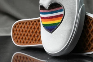 VANS ASHER PRIDE slip-on shoes for women, NEW & AUTHENTIC, US size 9 - Bild 1 von 7