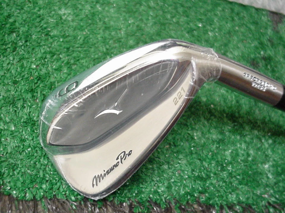 Brand New Mizuno Pro 221 Forged 9 Iron Kbs $-Taper 130 Steel X Flex - Image 1 of 3