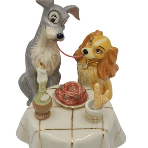 Lenox Disney Lady and Tramp Figurine Spaghetti Kiss Scene Showcase Collection - Picture 1 of 21