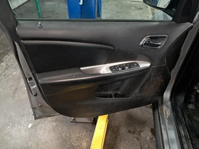 Used Front Left Door Interior Trim Panel fits: 2017 Dodge Journey  Grade A Foto 1 de 4