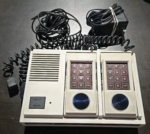 Console Mattel Electronics Intellivision II 2 con 2 controller - Foto 1 di 1