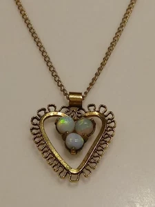 Collar corazón filigrana piedras preciosas ópalo australiano relleno de oro amarillo de 12k 15 pulgadas - Imagen 1 de 4