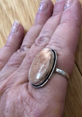 Peachy Pink Sunset Sunstone Oval Ring Size 9 - Image 1 of 4