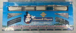 Juego raro de monorraíl naranja de Disney World con caja y figuras - Imagen 1 de 9