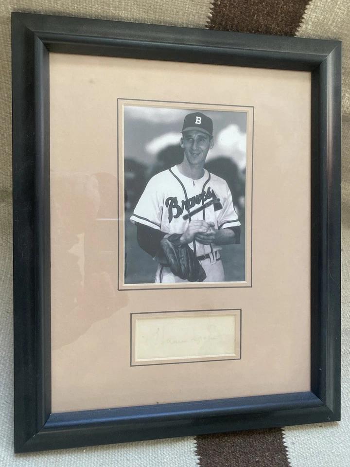BOSTON BRAVES MLB - WARREN SPAHN AUTOGRAPH CLIPPED FRAMED B&W PHOTO Red Sox HOF - Image 1 of 4