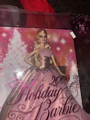  Muñeca Barbie de vacaciones 2009. 50 Aniversario #N6556. Nunca abierto Foto 1 de 4