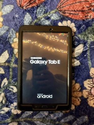 Samsung Galaxy Tab E SM-T567V Foto 1 de 3
