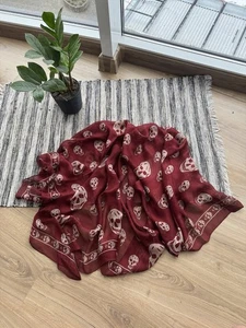 Alexander McQueen Logo Grande Raro Rojo Monograma Vintage Bufanda de Seda Talla Única Unisex - Imagen 1 de 7