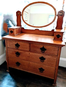 Vintage Arts & Crafts Oak Chest Of Drawers/ Dressing Table With Bevelled Mirror - Picture 1 of 16