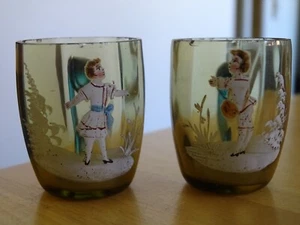 MARY GREGORY 2 ANCIENS VERRES LIQUEUR VERRERIE EMAILLE 19 EME ht 4,5 cm - Picture 1 of 11