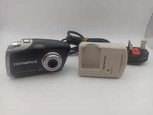 Olympus Digital Camera Mju Mini 4.0MP Black Digital Compact Camera Fully Works  - Picture 1 of 9