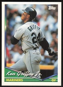 1994 Topps Ken Griffey Jr. Baseball Card #400 - Seattle Mariners - Picture 1 of 2