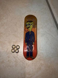 Tech Deck TOY MACHINE Austin Steven - MONSTER Fingerboard Alien With Wheels Only - Picture 1 of 6