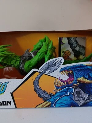 Figura McFarlane Toys Raw 10 Variante Terror-Don Persecución Dragón Verde Foto 1 de 3