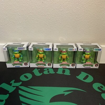 Lote de llaveros TMNT Donatello Michelangelo Leonardo Raphael 2" figuras de metal fundido a presión Foto 1 de 4