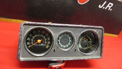 1971 1972 CHEVROLET VAN GMC G10 G20 G30 CLUSTER GAUGE SPEEDOMETER - Image 1 of 4