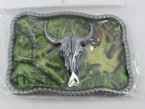Bull Steer Kuh Schädel Gürtelschnalle grüner Hintergrund 3-7/8" x 2-7/8" - Bild 1 von 4
