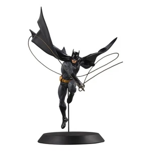DC STATUE BATMAN DAN MORA DESIGNER SERIES 40 cm MCFARLANE TOYS - Picture 1 of 12