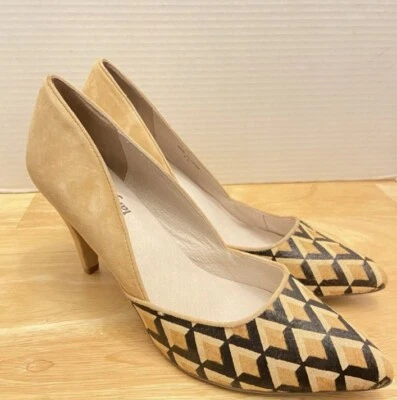 FarylRobin Mujer Peludo Puntera Almendra Estampado Chevron y Tostado Sólido Tacones Altos Foto 1 de 4