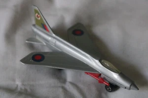 Matchbox Skybusters RAF English Electric Lightning F2A 92 Sqn RAF Germany - Picture 1 of 8
