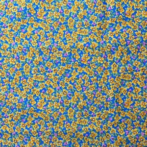 Vintage Retro Funky Flowers Cotton Fabric for Quilt, Craft, Sew - 22"x44" - Picture 1 of 3