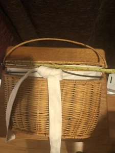 Wall Hanging Lined Basket - Picture 1 of 3