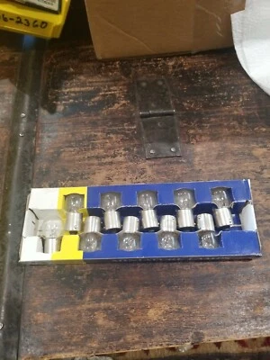 GE MINIATURE LAMP PACK WITH 10 PIECES PART # 1003 , 12w 12.8v B6  - Image 1 of 3