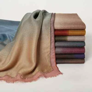 Hijab in cotone tinto in cravatta per donna sciarpa scialli tinta unita avvolgente musulmano ombreggiato viscosa - Foto 1 di 22