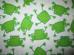 MOD FROGS GREEN WHITE FROG COTTON FLANNEL FABRIC FQ