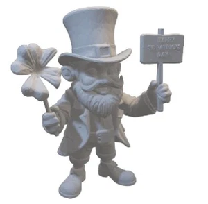 Resin printed Leprechaun Holding a Four Leaf Clover - Picture 1 of 1