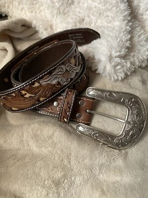 Cuero Nocona grabado con cinturón de piel XL Foto 1 de 4