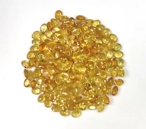 Piedra preciosa suelta de zafiro amarillo natural de alta calidad de 7x5 mm con forma ovalada - Imagen 1 de 4