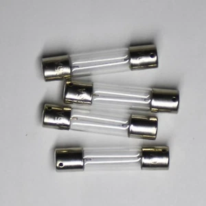 Lot of 4 - 2W 8V 6x30mm Incandescent Fuse Style Pilot Lamp Bulbs - Radios Meters - Picture 1 of 3