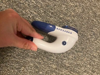 Afeitadora de tela Evercare grande gigante pelusa removedor de pelusa recorte seguro funciona con pilas Foto 1 de 4