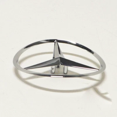 NUEVO EMBLEMA ESTRELLA MALETERO TRASERO MERCEDES-BENZ GLA X156 A1568170016 OEM Foto 1 de 4