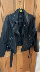 Ladies Leather Jacket Size L - Picture 1 of 2