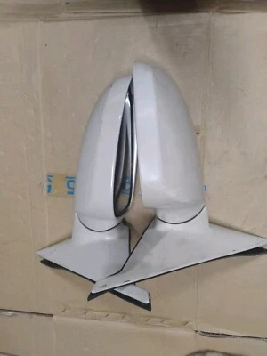 Оригинальное заводское зеркало заднего вида со стороны водителя/пассажира 2001-2006 Kia Optima с электроприводом  - Изображение 1 из 4