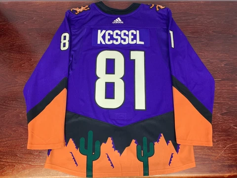Phil Kessel Arizona Coyotes Reverse Retro 1.0 Adidas Hockey Jersey size 52 NWT Cover