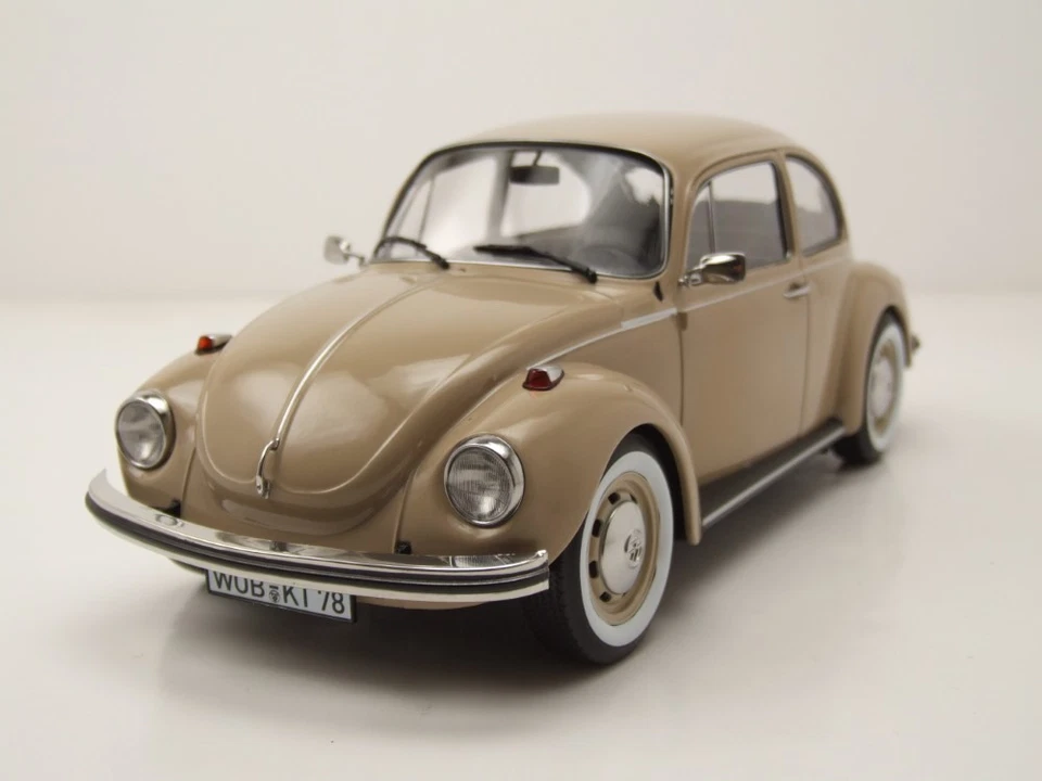 VW 1303 Maggiolino 1973 Beige Modellino 1:18 Norev - Immagine 1 di 4