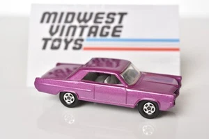 Púrpura Matchbox Superfast Pontiac Grand Prix cupé deportivo #22c - Imagen 1 de 7