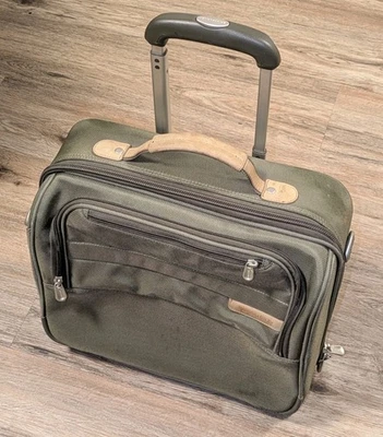 Briggs & Riley Travelware 2-Wheel Cabin Bag Olive Green Ballistic Nylon U214-7 - Image 1 of 4