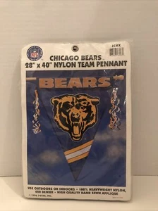 NFL BRANDNEU SCHWERES NYLON 28"x40" WIMPELSTANGE FLAGGE Chicago Bears - Bild 1 von 4