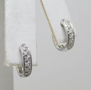 Sweet Little 17-18 kt White Gold Pair Diamond Snap Huggie Hoop Earrings B6708 - Picture 1 of 6